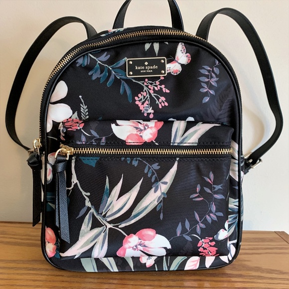 kate spade Handbags - KATE SPADE Botanical Print BACKPACK ~ Nylon Floral